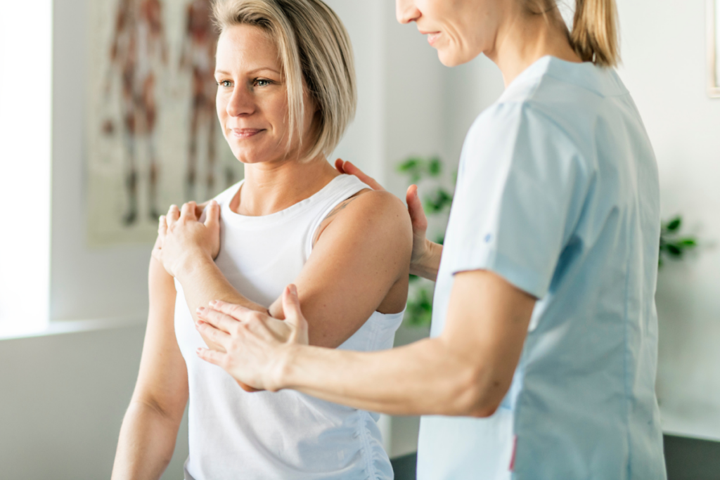 Fisioterapia spalla congelata - trattamento capsulite adesiva - Centro Fisioterapico Sanamedical